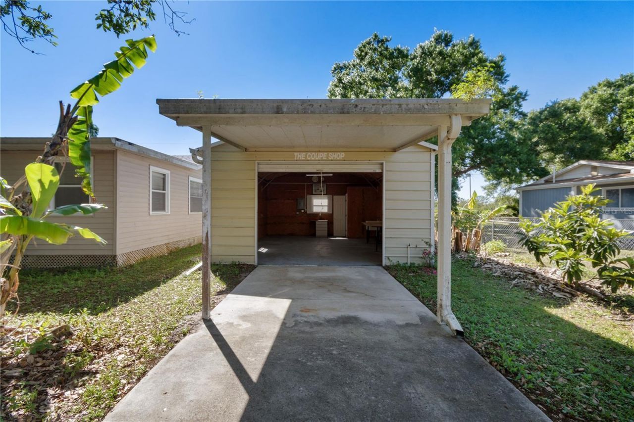 2303 45th Street E, Bradenton, FL 34208 Photo