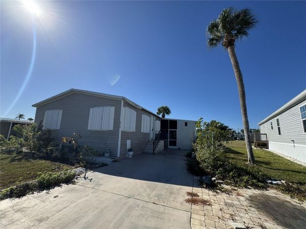 216 COMO DRIVE, VENICE, FL 34285