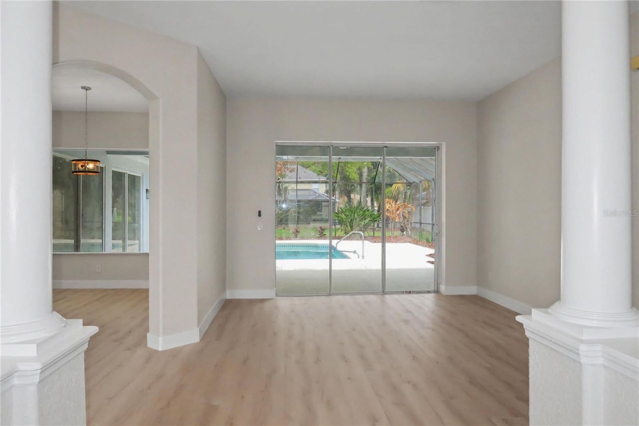 2906 Sutton Oaks Court, Plant City, FL 33566 Photo