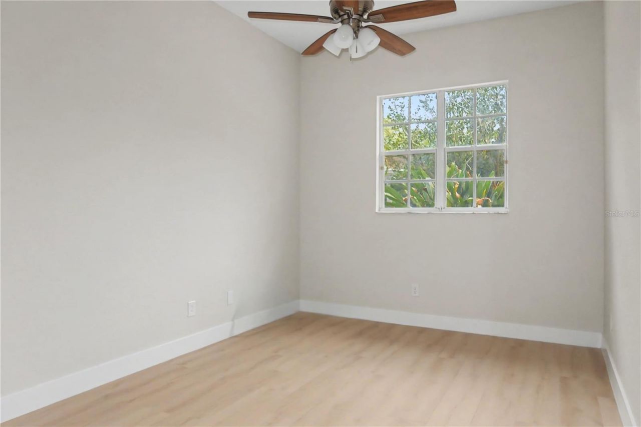 2906 Sutton Oaks Court, Plant City, FL 33566 Photo