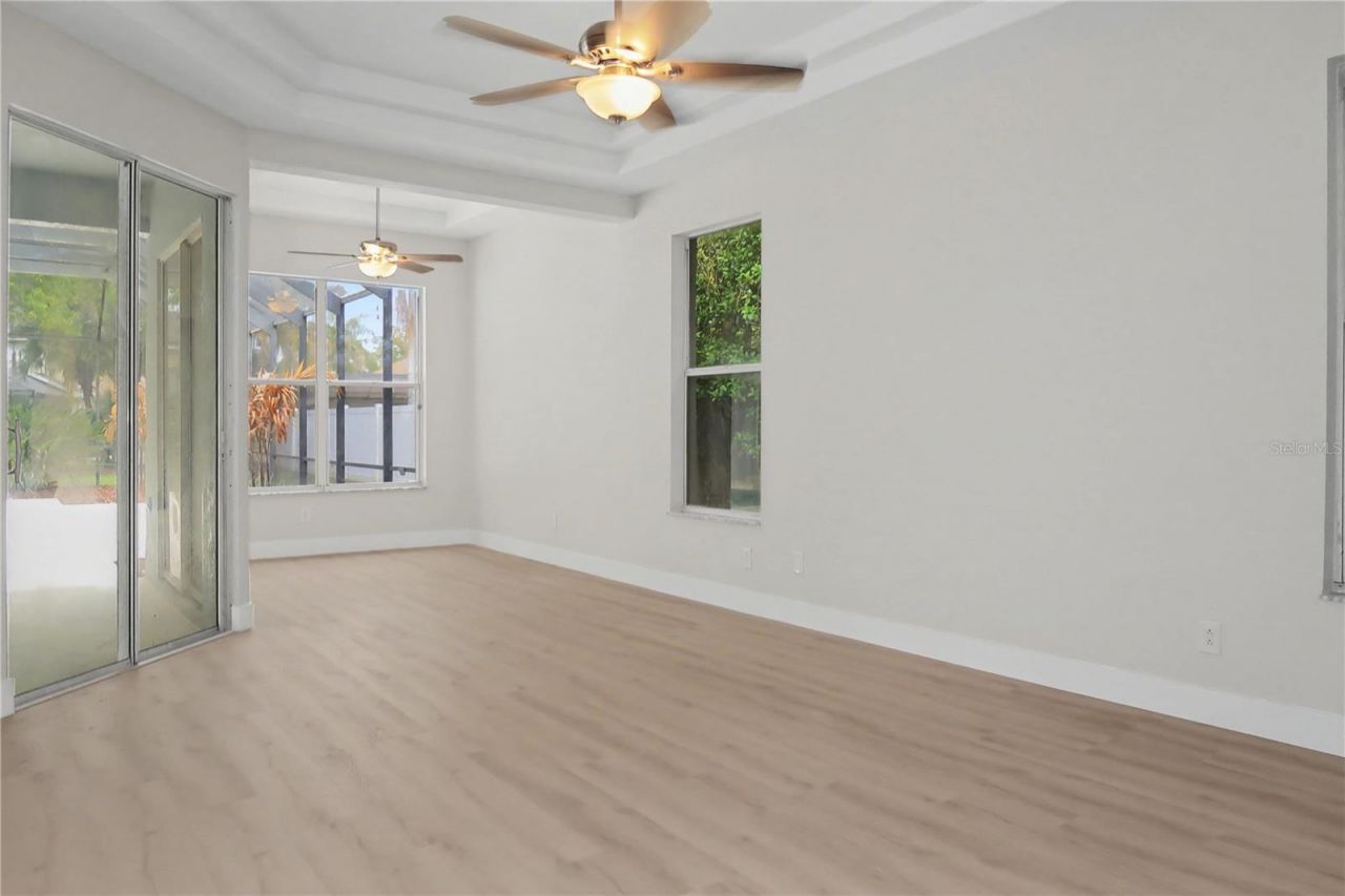 2906 Sutton Oaks Court, Plant City, FL 33566 Photo