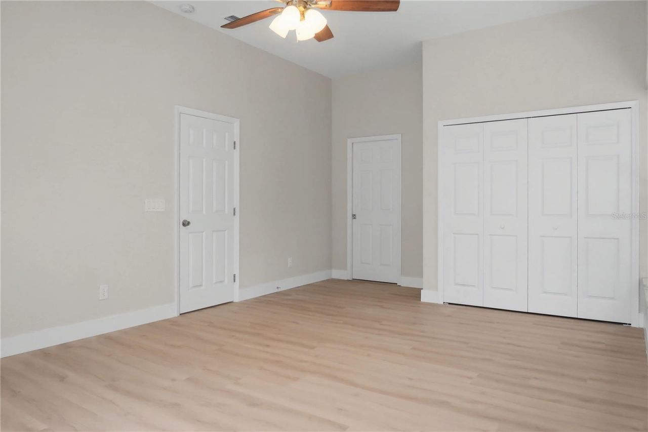 2906 Sutton Oaks Court, Plant City, FL 33566 Photo