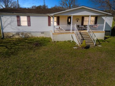 1000 New Cut Road, Jeffersonville, KY 40337