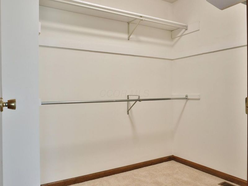 3128 Rivermill Drive, Columbus, OH 43220 Photo 23