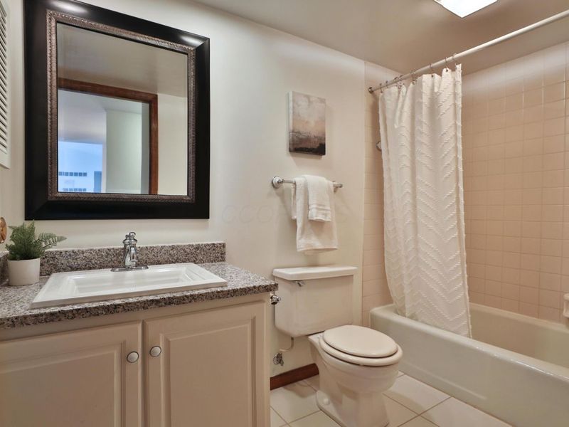 3128 Rivermill Drive, Columbus, OH 43220 Photo 26