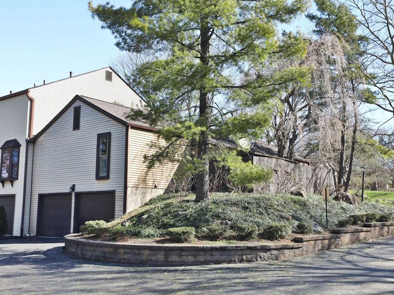 3128 Rivermill Drive, Columbus, OH 43220 Photo 36