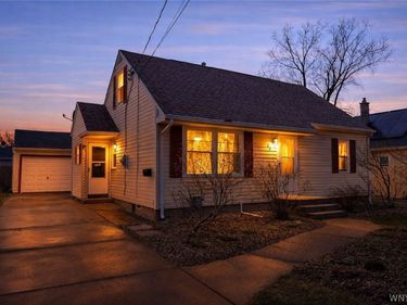 65 6th Avenue, Lancaster, NY 14086