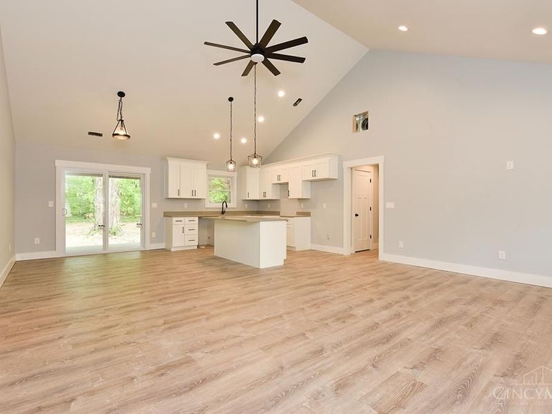 1542 Denny Drive, Pierce Twp, OH 45102 Photo 15