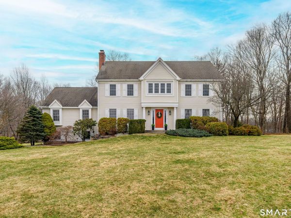 20 Charter Ridge, Newtown, CT 06482