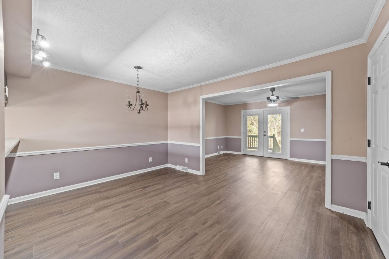 4840 Moss Creek Loop Photo 8