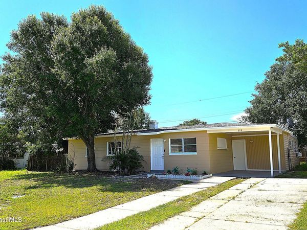 515 Palm Avenue, Merritt Island, FL 32952