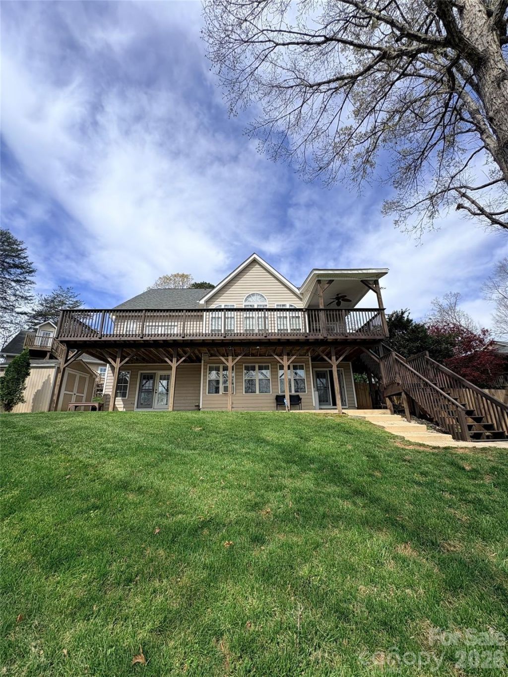 4586 Lynwood Road , Sherrills Ford, NC 28673 Main Photo