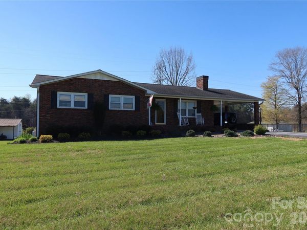 4061 Optimist Drive , Newton, NC 28658