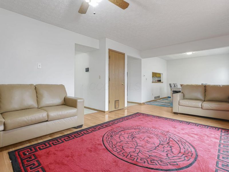 6806 Bennell Drive, Reynoldsburg, OH 43068 Photo 14