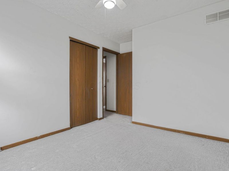 6806 Bennell Drive, Reynoldsburg, OH 43068 Photo 30