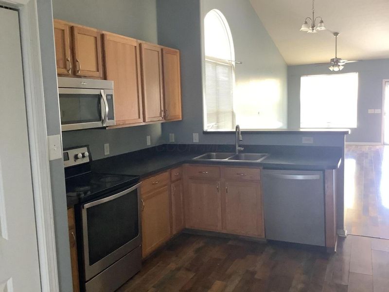 695 Perilous Place , Unit 1, Galloway, OH 43119 Photo 5