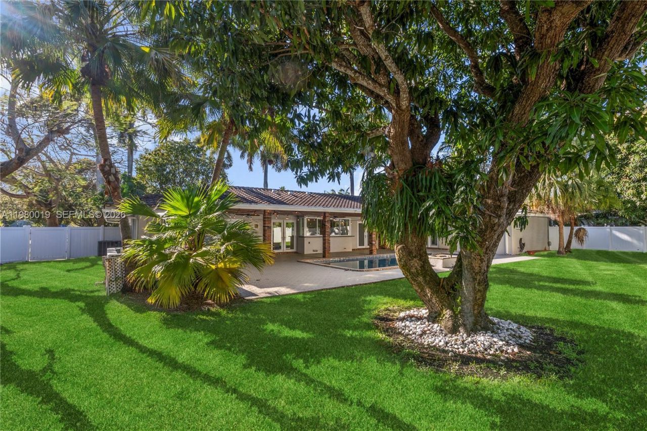 16141 SW 83rd Ave, Palmetto Bay, FL 33157 Photo