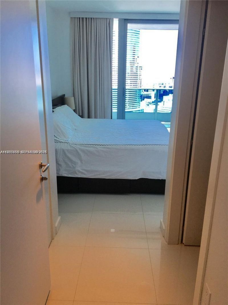 200 Biscayne Boulevard Way, Unit 3712, Miami, FL 33131 Photo