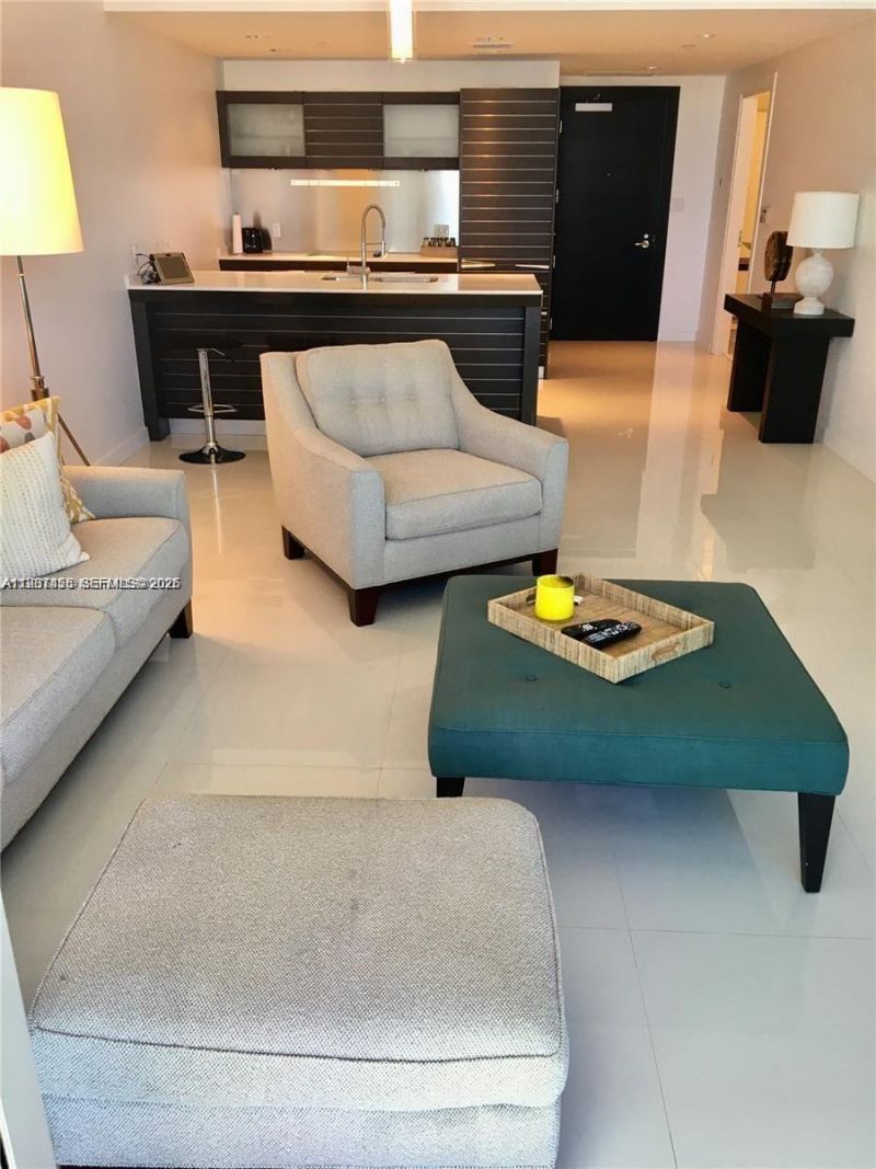 200 Biscayne Boulevard Way, Unit 3712, Miami, FL 33131 Photo