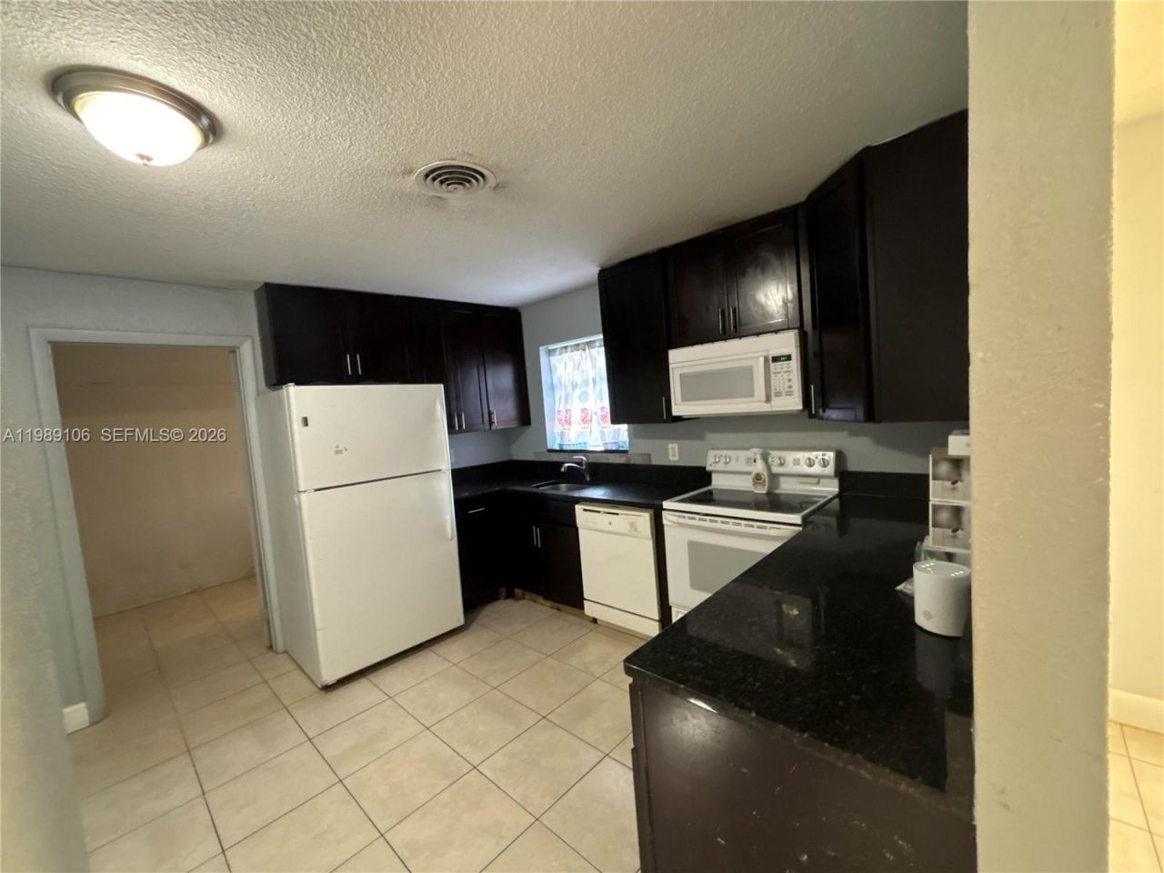 2220 NE 3rd Ave, Pompano Beach, FL 33060 Photo