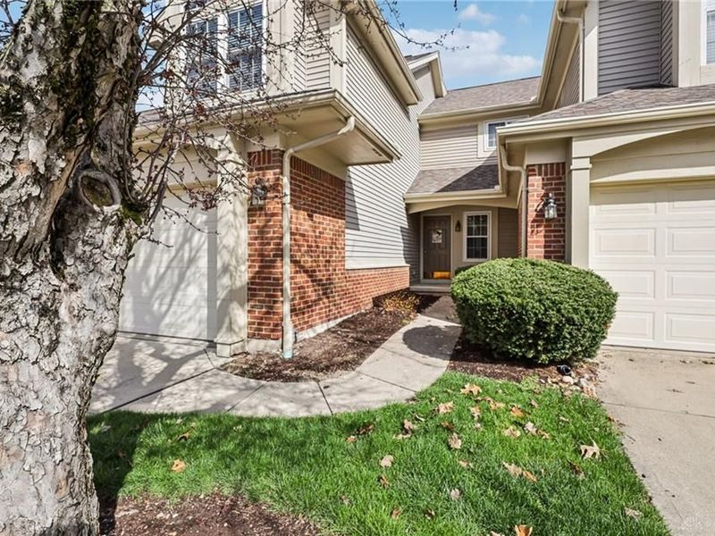 3896 W Summit Ridge Drive, Beavercreek, OH 45439 Photo 3