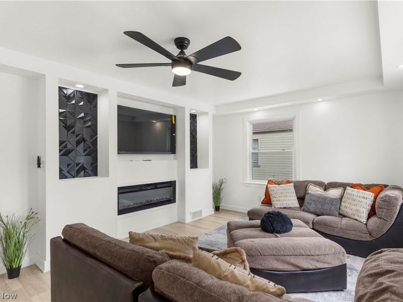 2526 Stocker Avenue , Youngstown, OH 44505 Photo 11