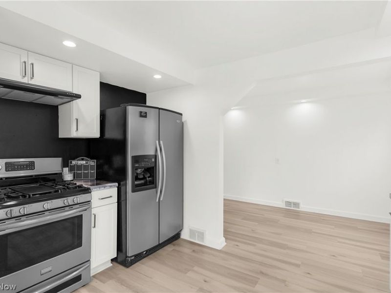 2526 Stocker Avenue , Youngstown, OH 44505 Photo 16