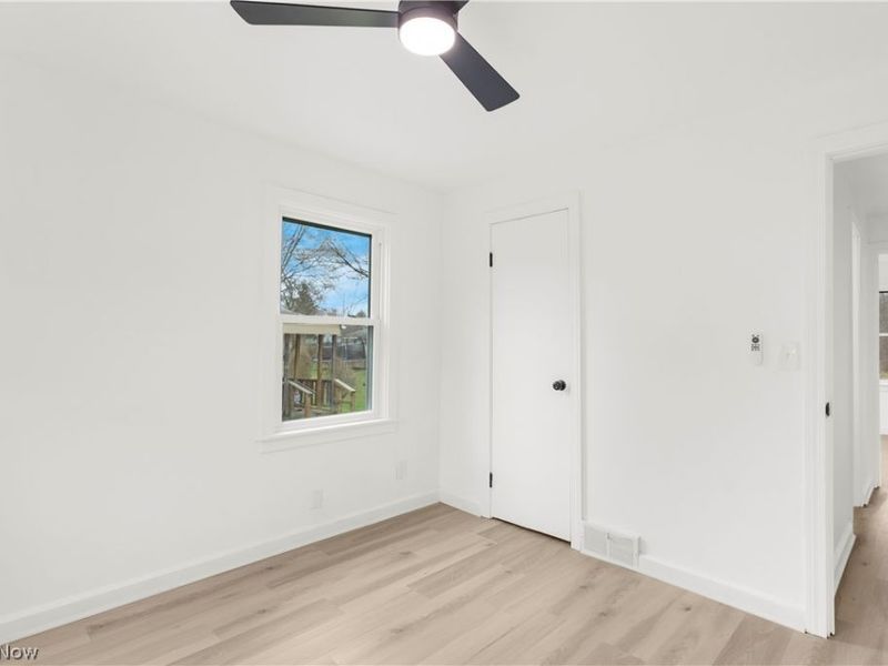 2526 Stocker Avenue , Youngstown, OH 44505 Photo 19