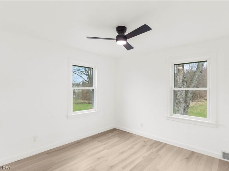 2526 Stocker Avenue , Youngstown, OH 44505 Photo 21