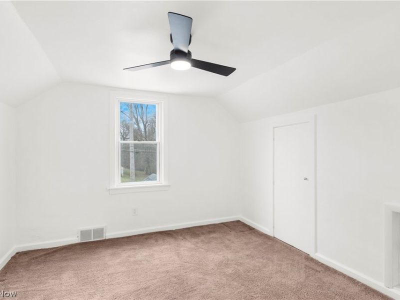 2526 Stocker Avenue , Youngstown, OH 44505 Photo 22