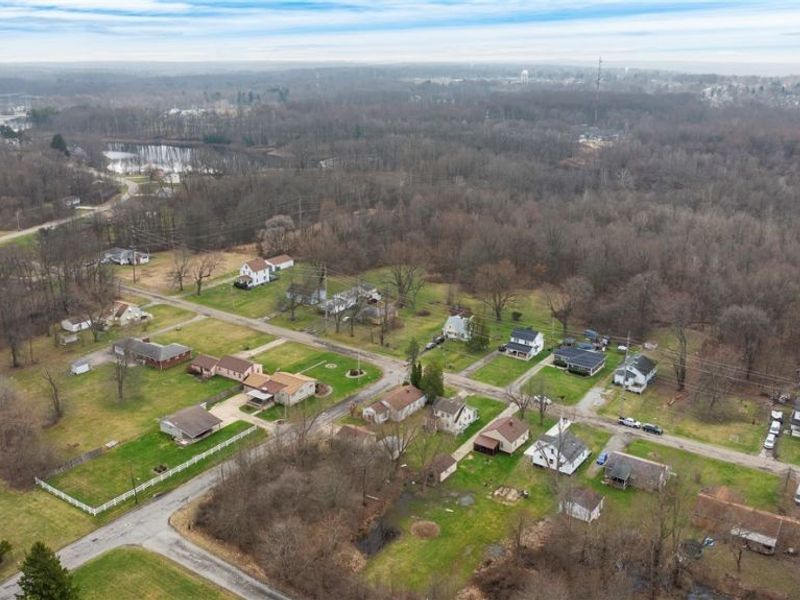 2526 Stocker Avenue , Youngstown, OH 44505 Photo 27