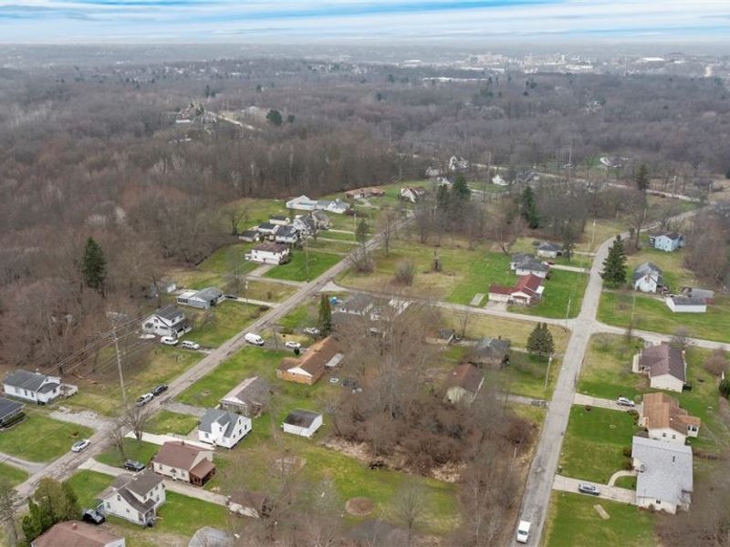 2526 Stocker Avenue , Youngstown, OH 44505 Photo 30