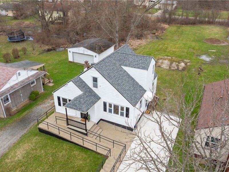 2526 Stocker Avenue , Youngstown, OH 44505 Photo 6