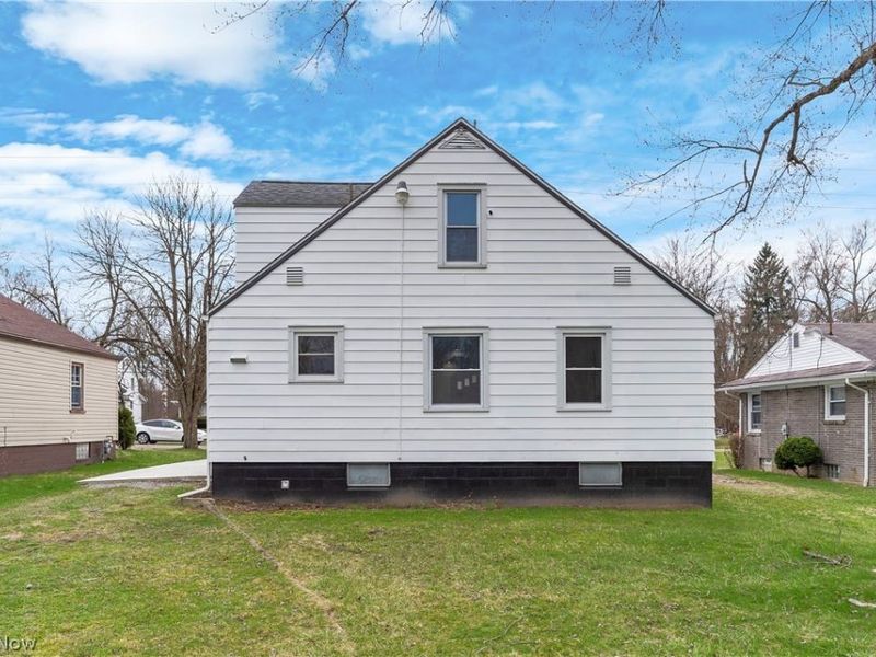 2526 Stocker Avenue , Youngstown, OH 44505 Photo 7