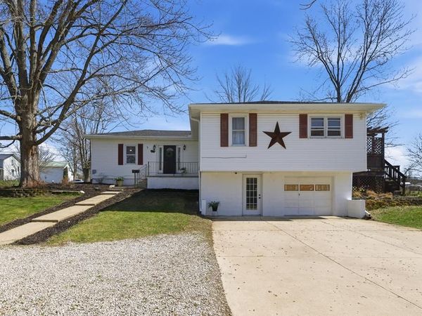 22 Orchard St, Greenwich, OH 44837