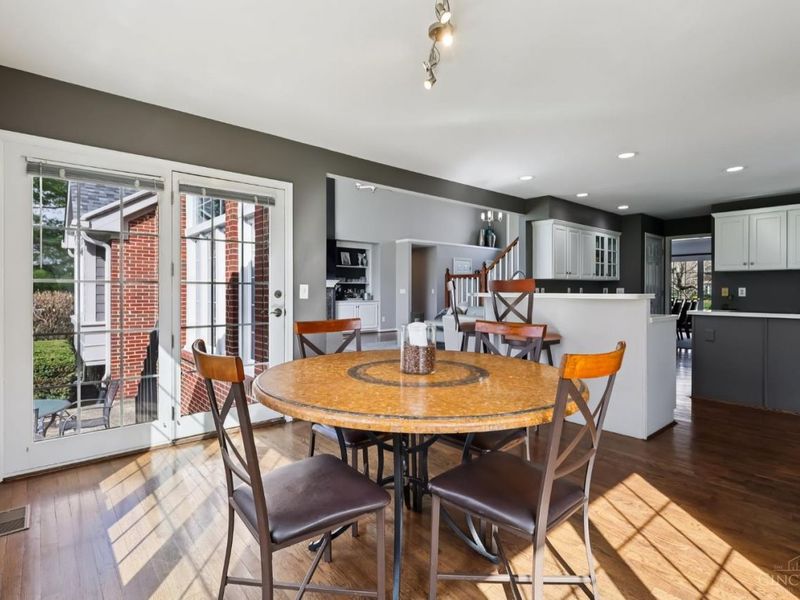 7389 Saint Ives Place, West Chester, OH 45069 Photo 21