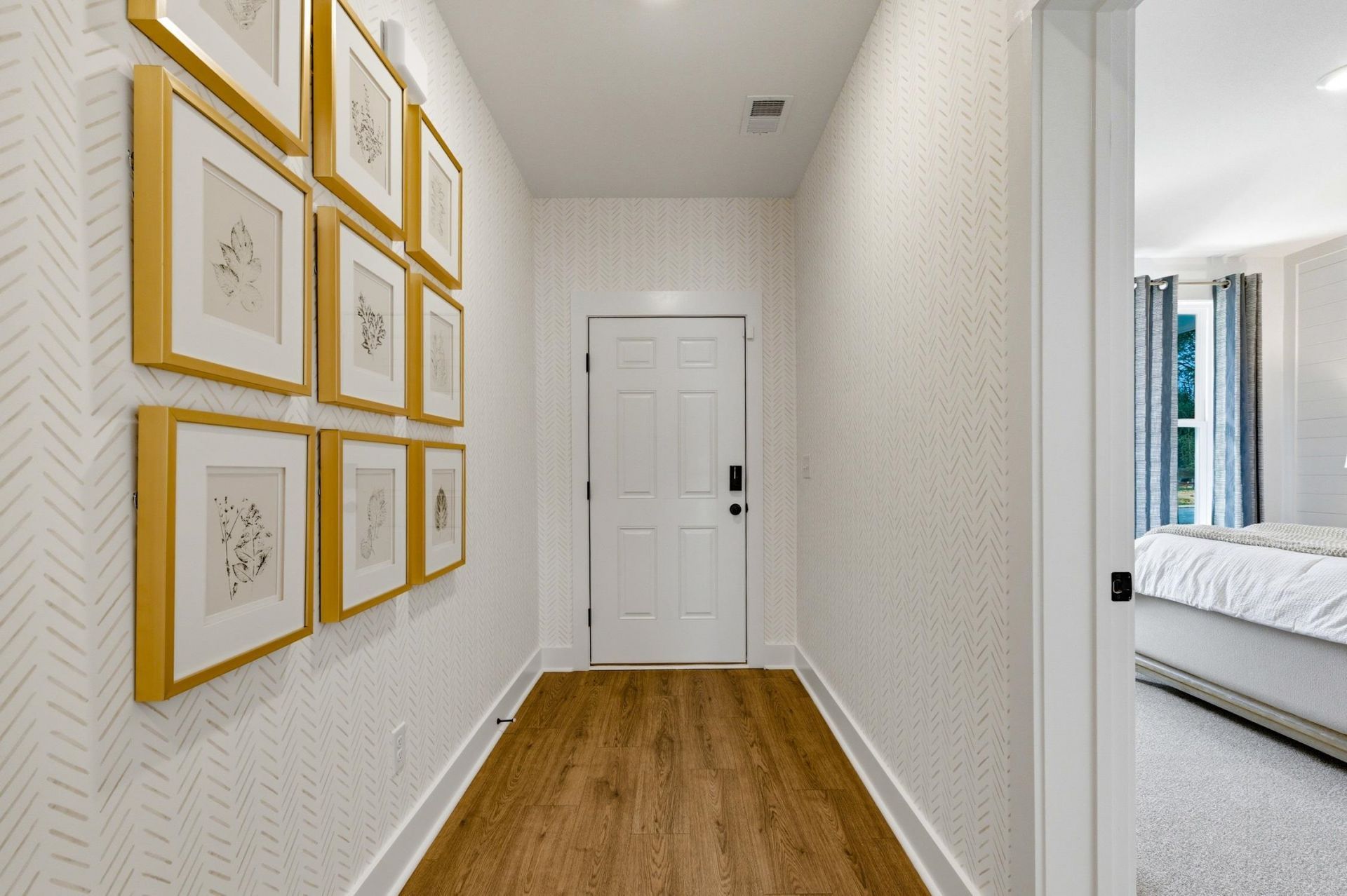 6020 Harness Ct. Photo 2