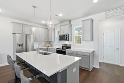 139 Winding River Drive photo 4