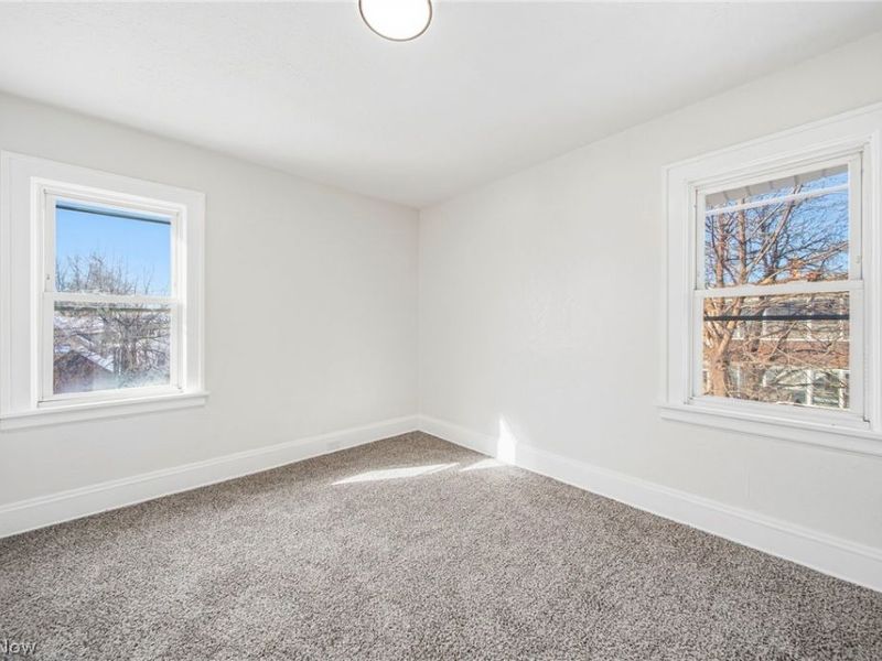8614 Bancroft Avenue , Cleveland, OH 44105 Photo 19