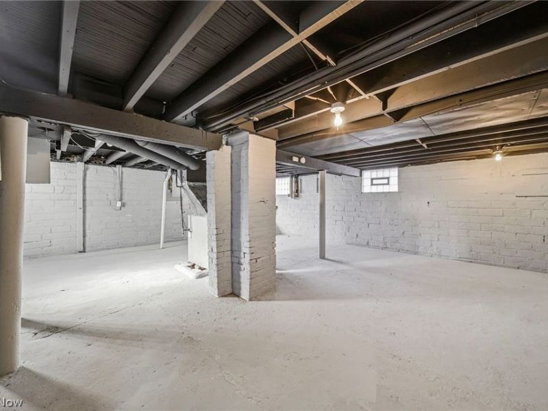 8614 Bancroft Avenue , Cleveland, OH 44105 Photo 25