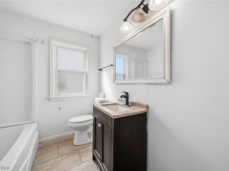 406 E 274th Street, Euclid, OH 44132 Photo 17