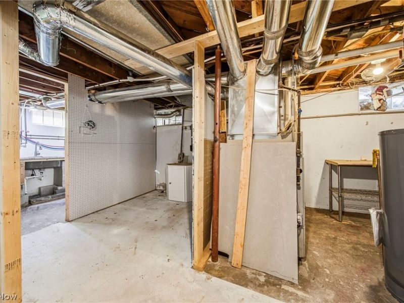 406 E 274th Street, Euclid, OH 44132 Photo 29