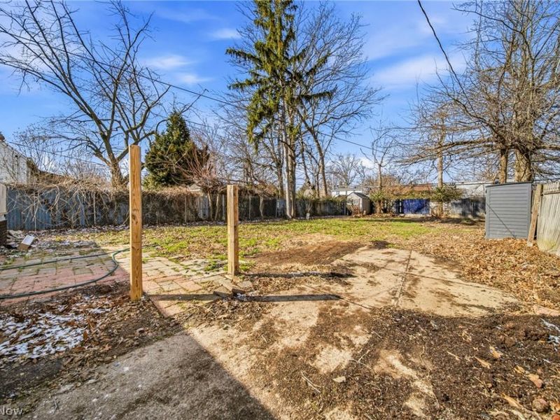 406 E 274th Street, Euclid, OH 44132 Photo 34