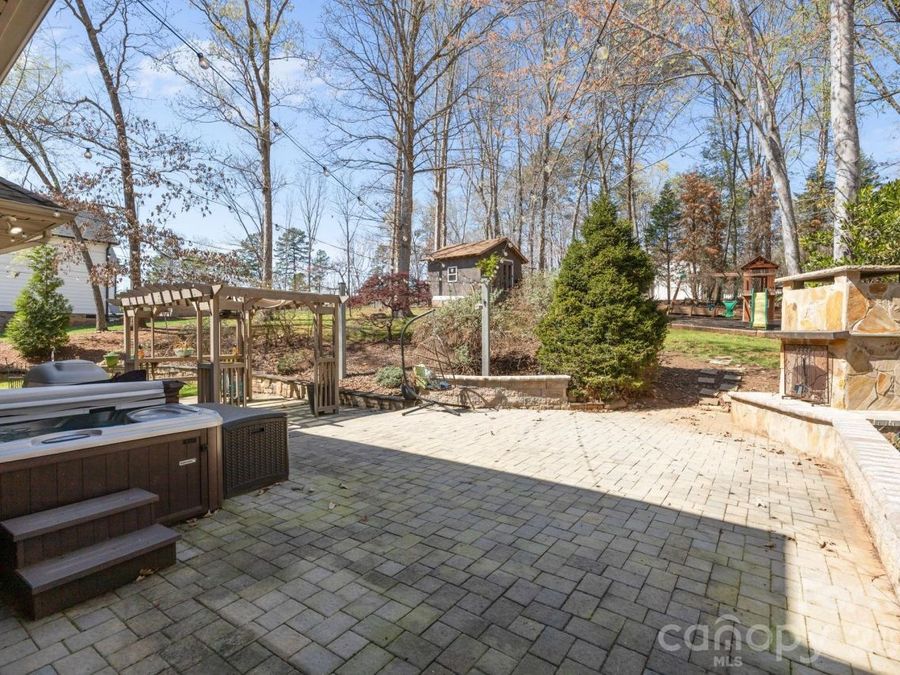 Property Image 38