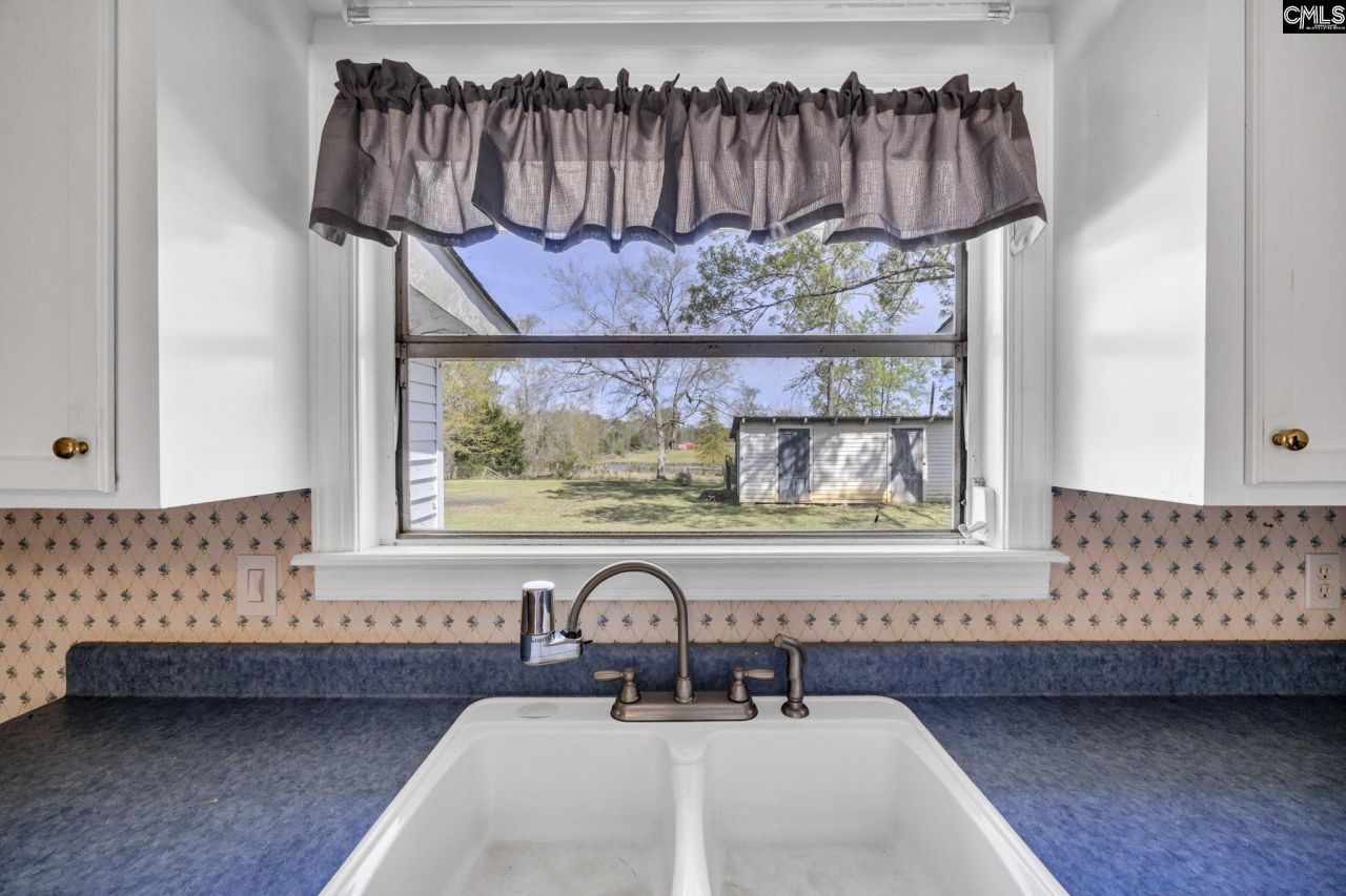 421 & 0 Shore Road  Photo 35