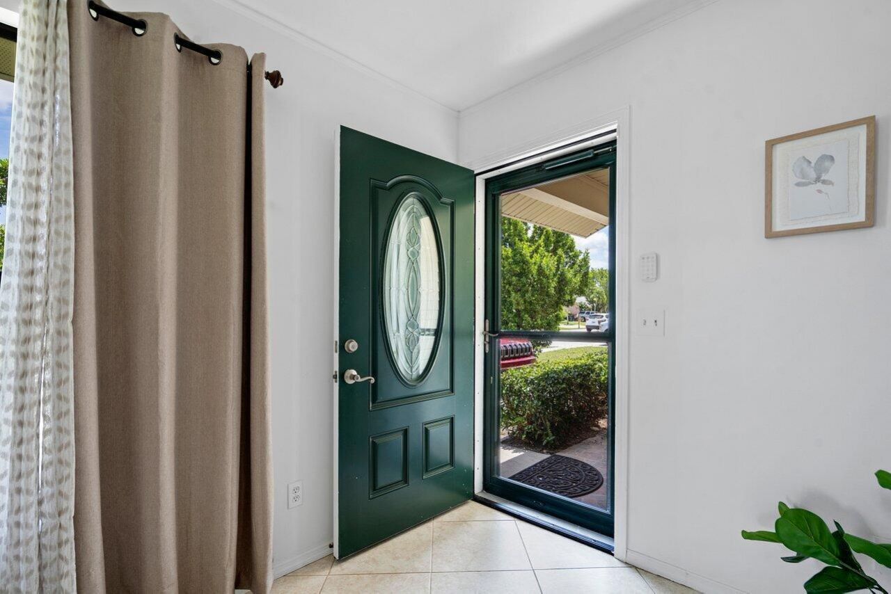 1369 Riverside Circle, Wellington, FL 33414 Photo