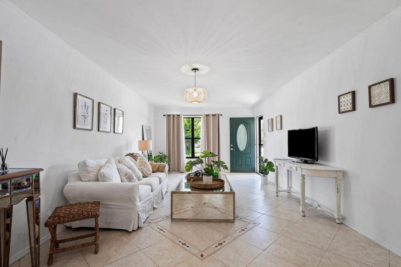 1369 Riverside Circle, Wellington, FL 33414 Photo