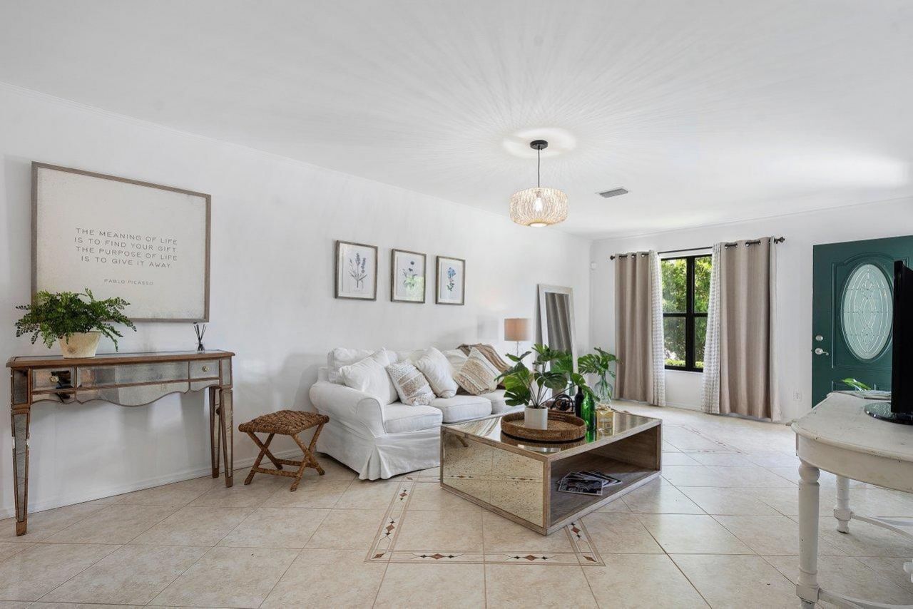 1369 Riverside Circle, Wellington, FL 33414 Photo