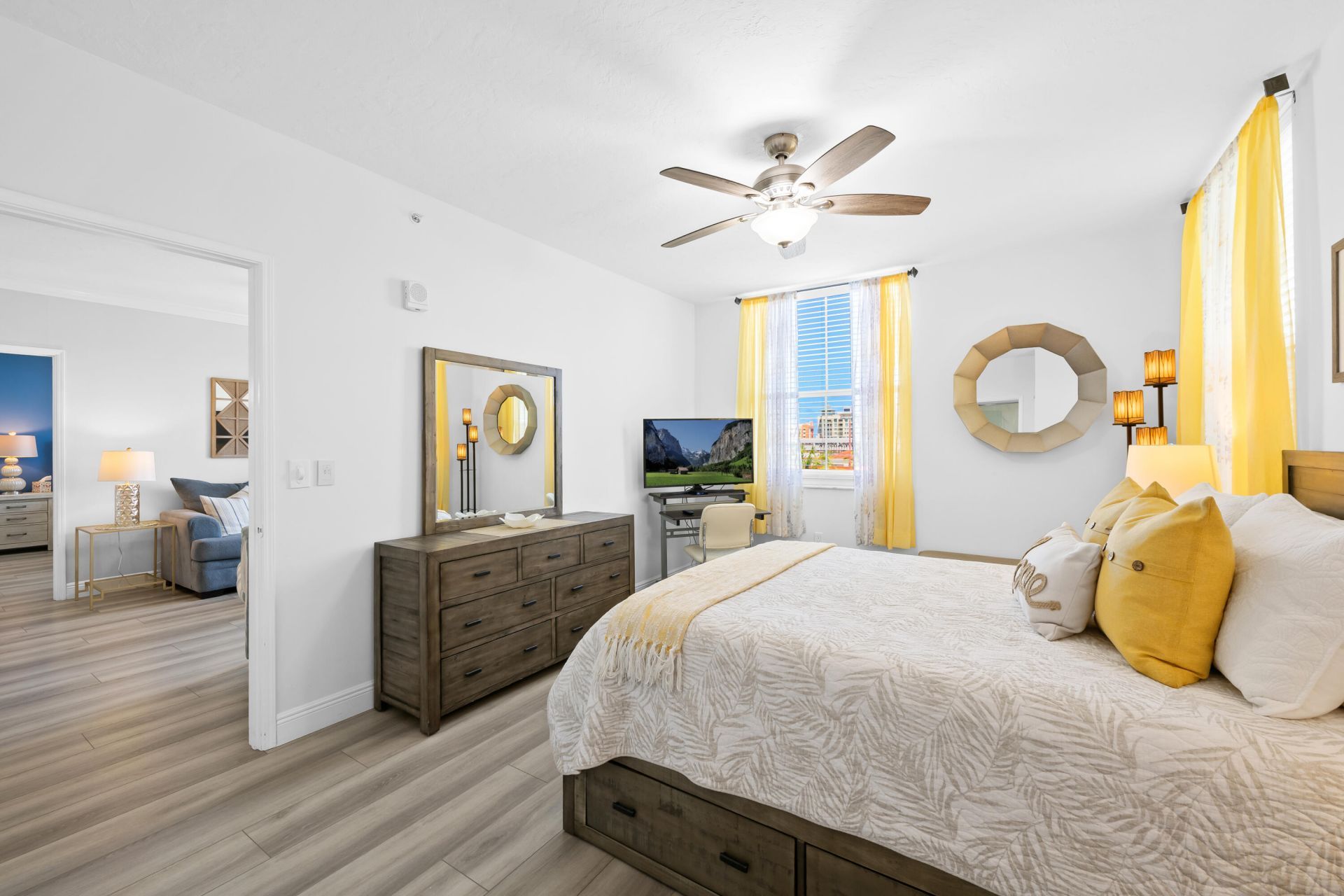 720 S Sapodilla Avenue S, Unit 502, West Palm Beach, FL 33401 Photo