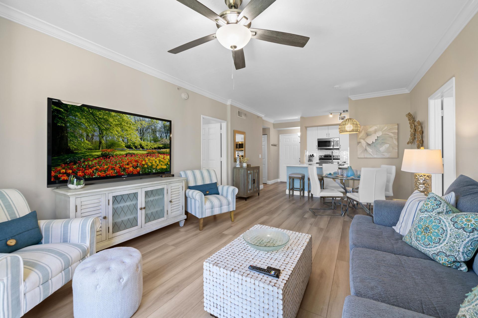 720 S Sapodilla Avenue S, Unit 502, West Palm Beach, FL 33401 Photo